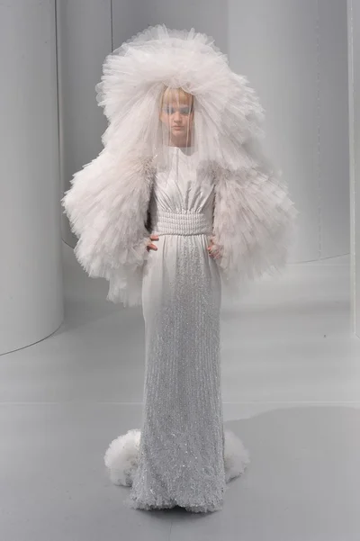 Look 64